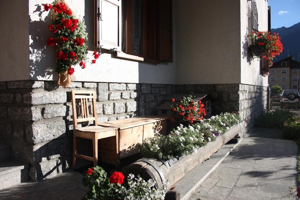 Chalet Stelvio Бормио Екстериор снимка